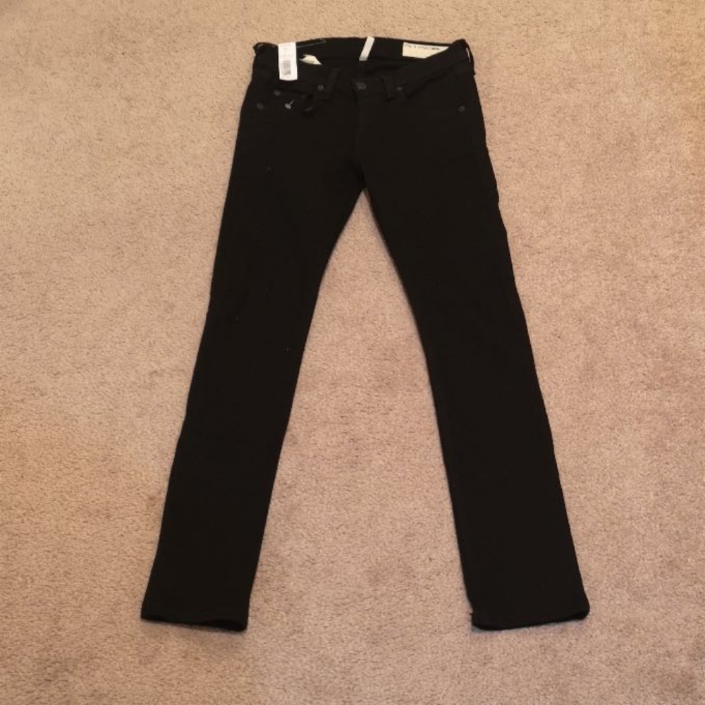 Skinny jeans